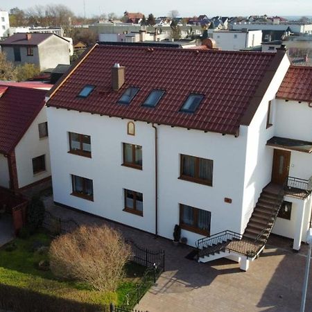 Pokoje Goscinne Kolc Jastarnia Exterior photo